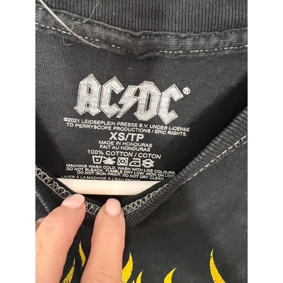 AC/DC Graphic Tee From Urban Outfitters NWT - Picture 2 of 4
